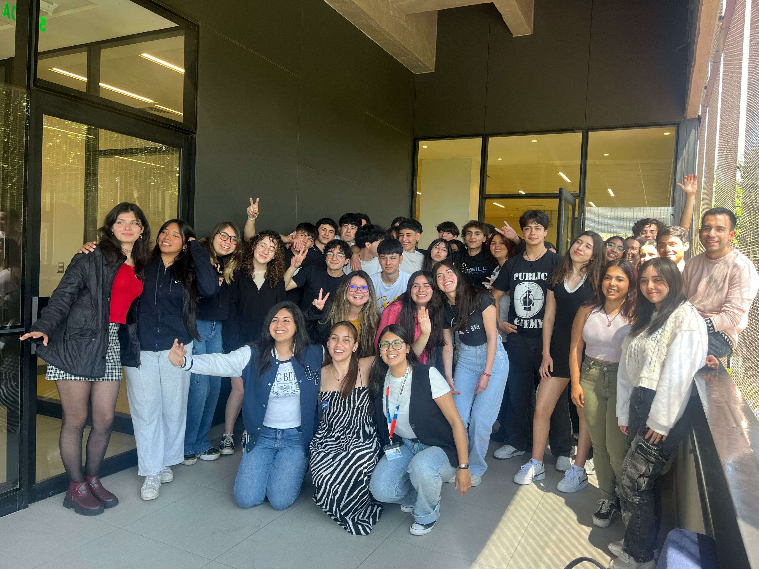 Encuentros que inspiran: almuerzos con profesores fomentan el crecimiento de los estudiantes en la Facultad de Economía y Administración UC