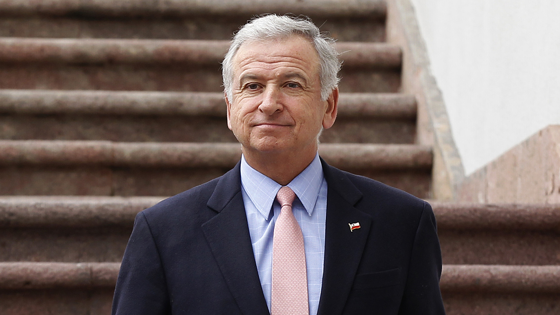 El Colegio de Ingenieros de Chile reconoce al Profesor Titular UC Felipe Larraín como Persona 2026